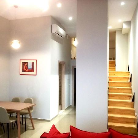 Casa Bella Deluxe Apartments パレオコラ エクステリア 写真