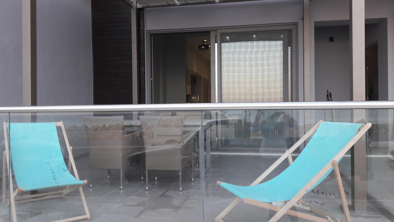Casa Bella Deluxe Apartments パレオコラ エクステリア 写真